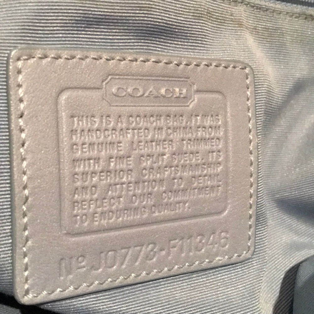 Large Coach Purse - Picture 6 of 7